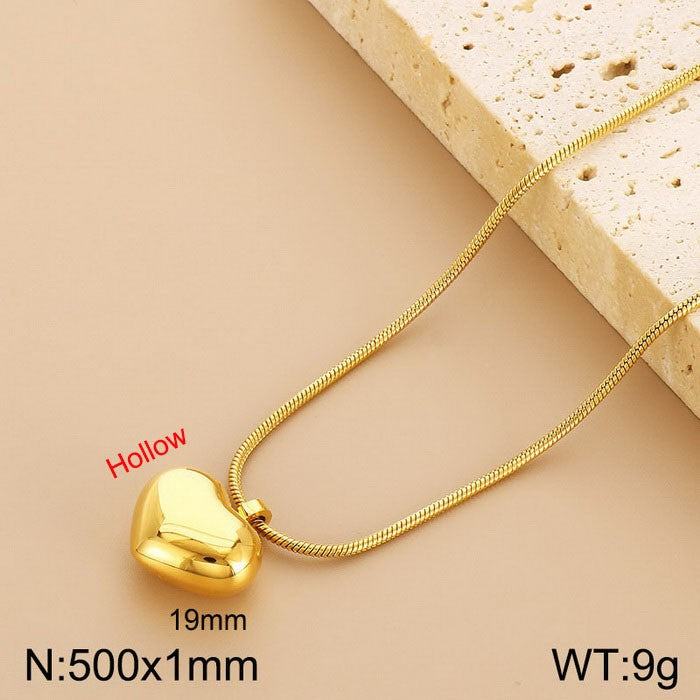 Fashion Heart Shape Titanium Steel Hollow Out Necklace