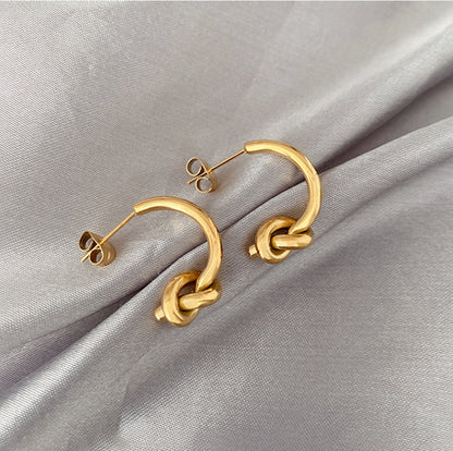 1 Pair Simple Style Classic Style Solid Color Plating Titanium Steel 18k Gold Plated Ear Studs