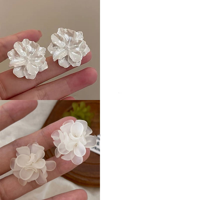 1 Pair Simple Style Geometric Flower Plating Alloy Ear Studs