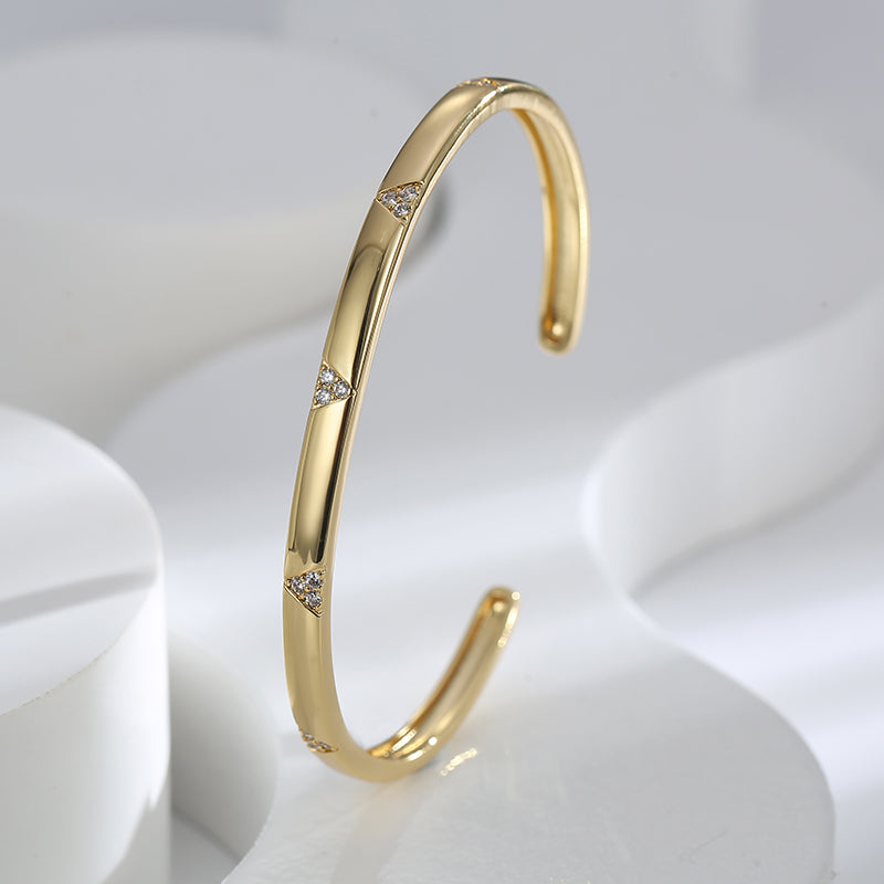 Casual Simple Style Solid Color Copper Plating Inlay Zircon 18k Gold Plated Bangle