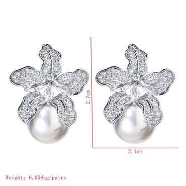 1 Pair Modern Style Leaves Plating Inlay Copper Pearl Zircon White Gold Plated Ear Studs