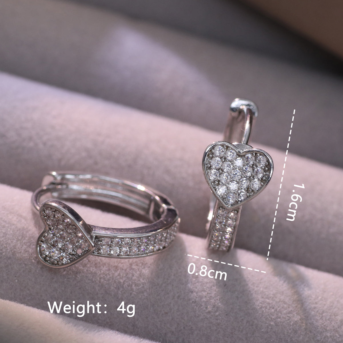 1 Pair Elegant Cute Solid Color Plating Inlay Copper Artificial Pearls Artificial Diamond Silver Plated Ear Studs