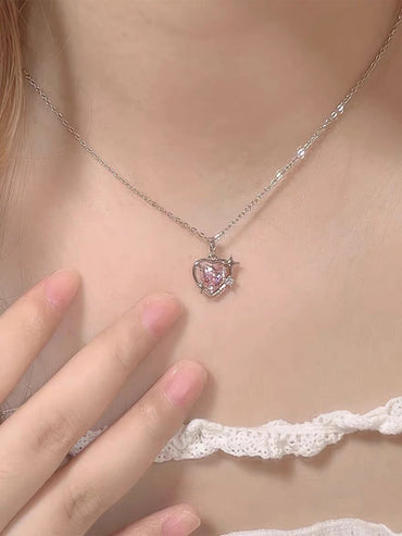 Copper Cute Heart Shape Inlay Zircon Pendant Necklace
