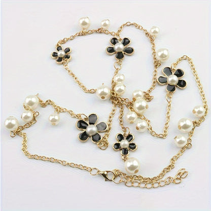 Casual Classic Style Flower Alloy Pearl Women's Sweater Chain Necklace