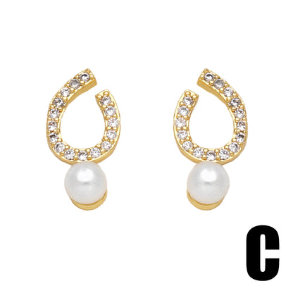 1 Pair Modern Style Simple Style Round Moon Plating Inlay Copper Artificial Pearls Zircon 18k Gold Plated Ear Studs