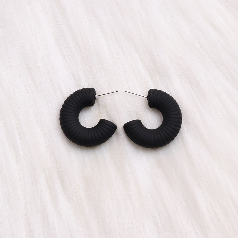 1 Pair Streetwear C Shape Spray Paint Arylic Ear Studs