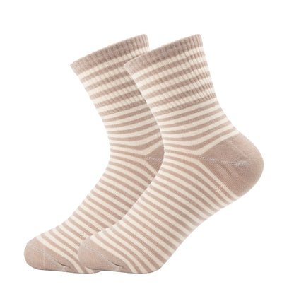 Women's Simple Style Stripe Polyester Stripe Crew Socks A Pair