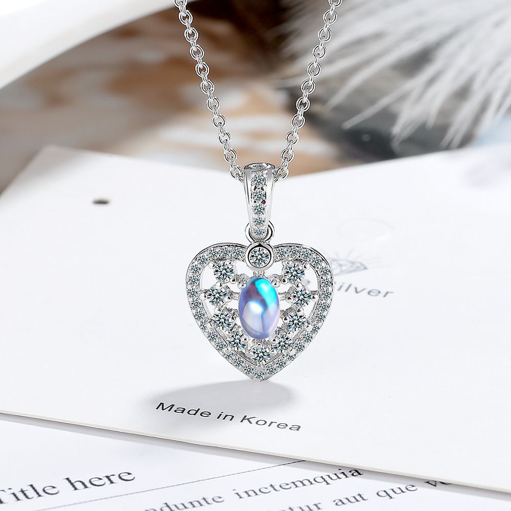 Lady Heart Shape Copper Plating Inlay Zircon White Gold Plated Pendant Necklace