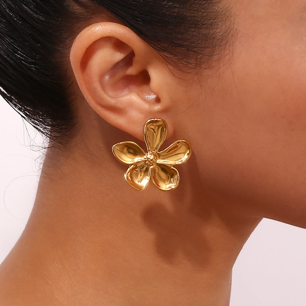 1 Pair Elegant Vintage Style Flower Plating Stainless Steel 18k Gold Plated Drop Earrings