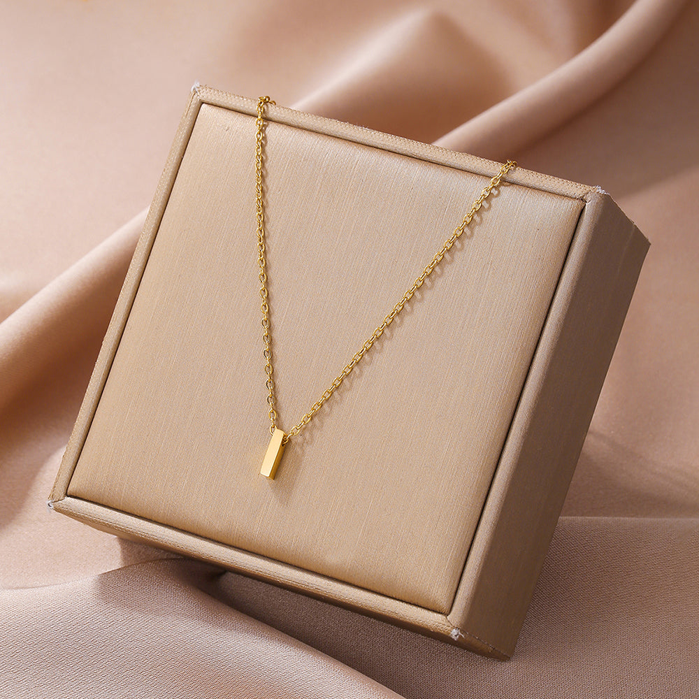 Elegant Simple Style Letter Copper Plating 18k Gold Plated Pendant Necklace