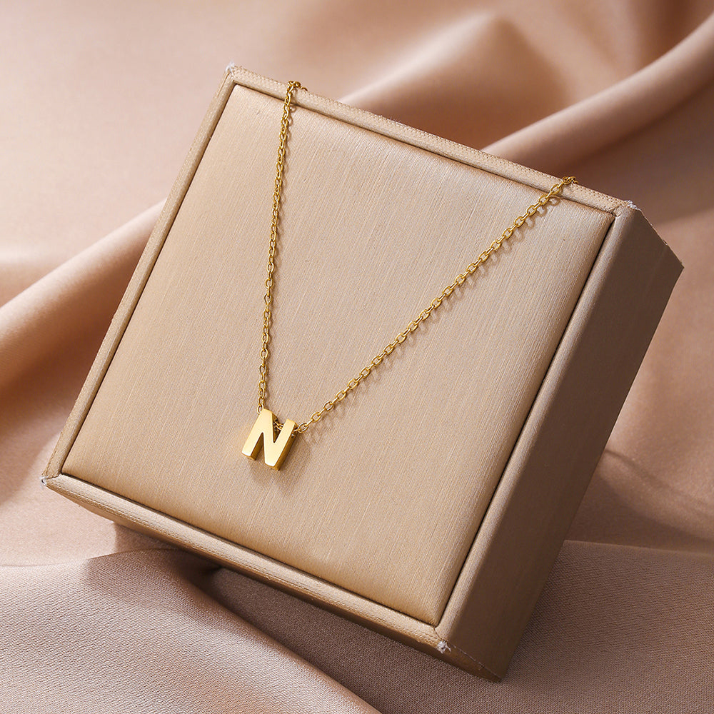 Elegant Simple Style Letter Copper Plating 18k Gold Plated Pendant Necklace