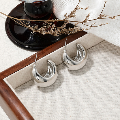1 Pair Simple Style Classic Style C Shape Alloy Earrings