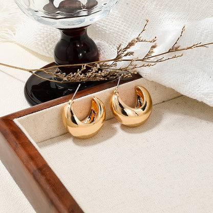 1 Pair Simple Style Classic Style C Shape Alloy Earrings