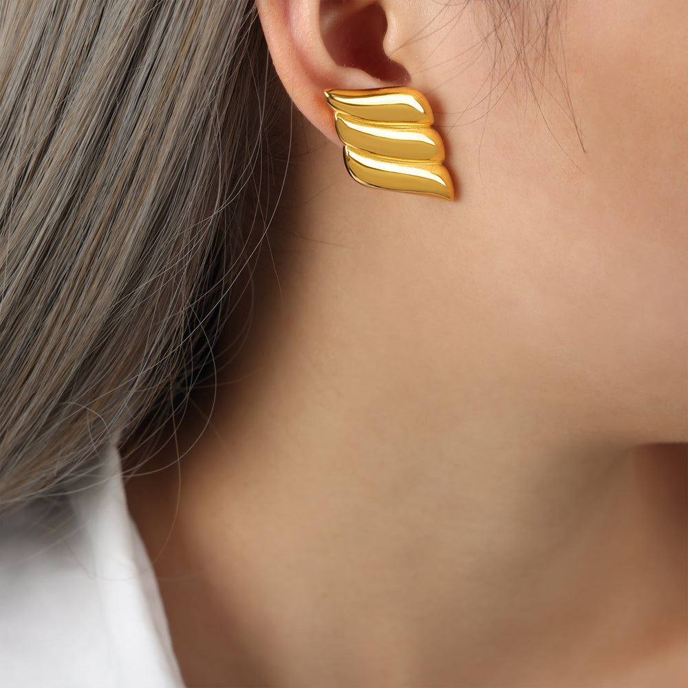 1 Pair Casual Simple Style Commute Solid Color Plating Titanium Steel 18k Gold Plated Ear Studs