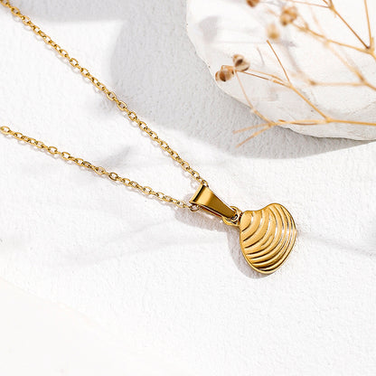 Simple Style Commute Scallop Shell Stainless Steel Pendant Necklace