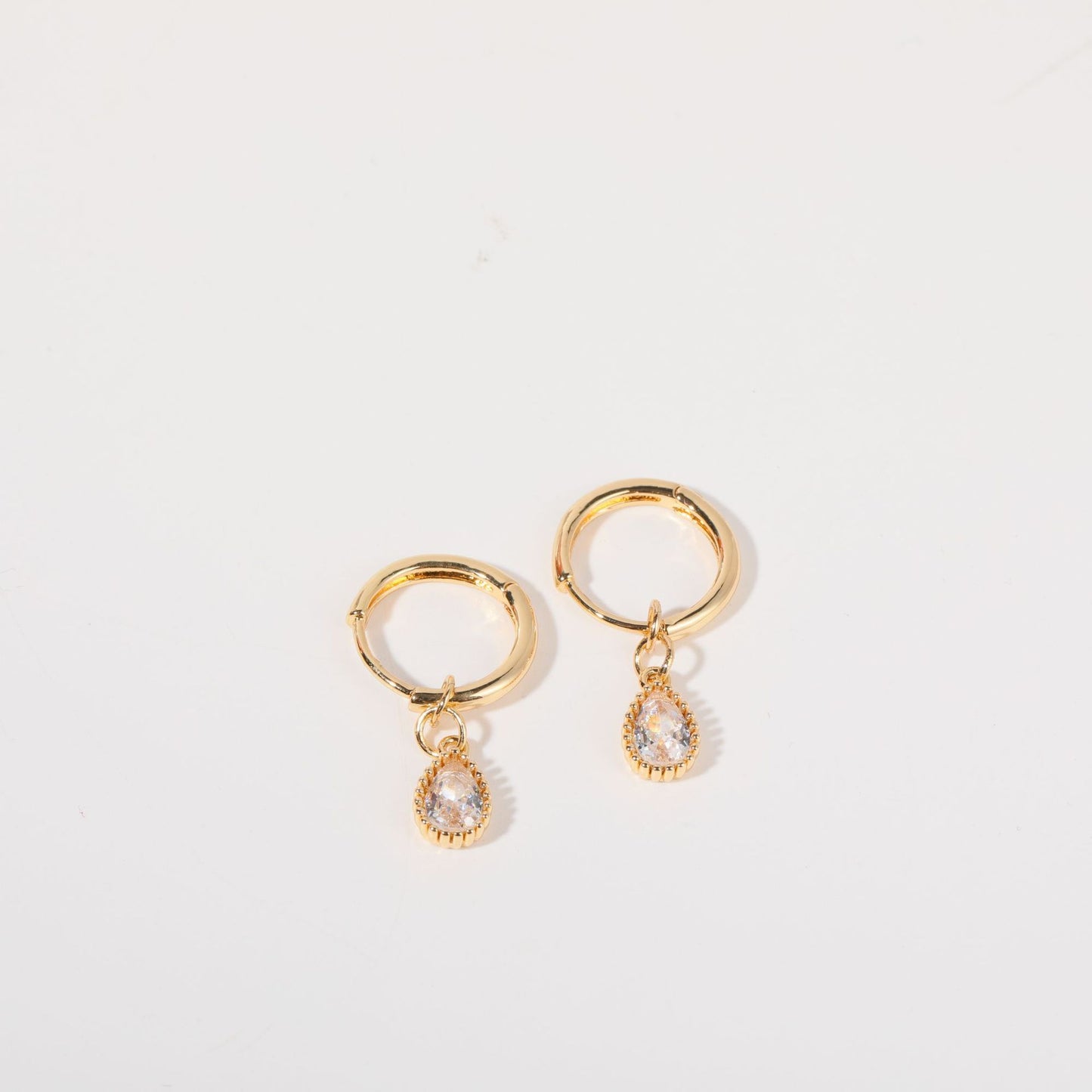 1 Pair Simple Style Water Droplets Plating Inlay Copper Zircon 18k Gold Plated Drop Earrings