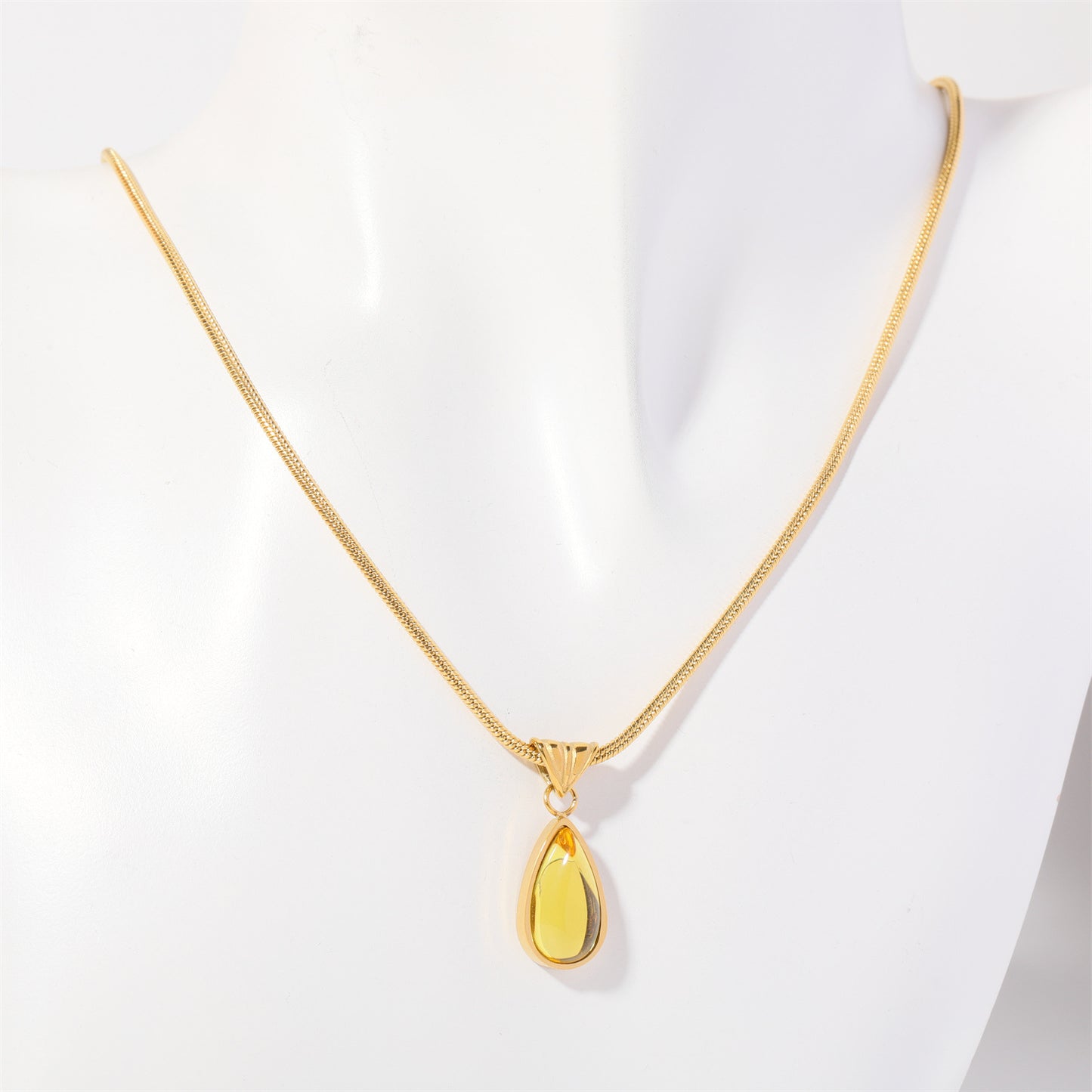 Elegant Simple Style Water Droplets Stainless Steel Plating Inlay Zircon 18k Gold Plated Pendant Necklace