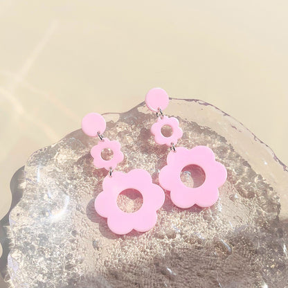 1 Pair Simple Style Classic Style Flower Hollow Out Arylic Drop Earrings