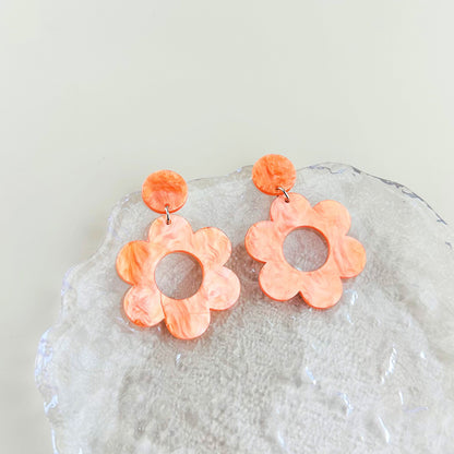 1 Pair Cartoon Style Flower Hollow Out Arylic Drop Earrings