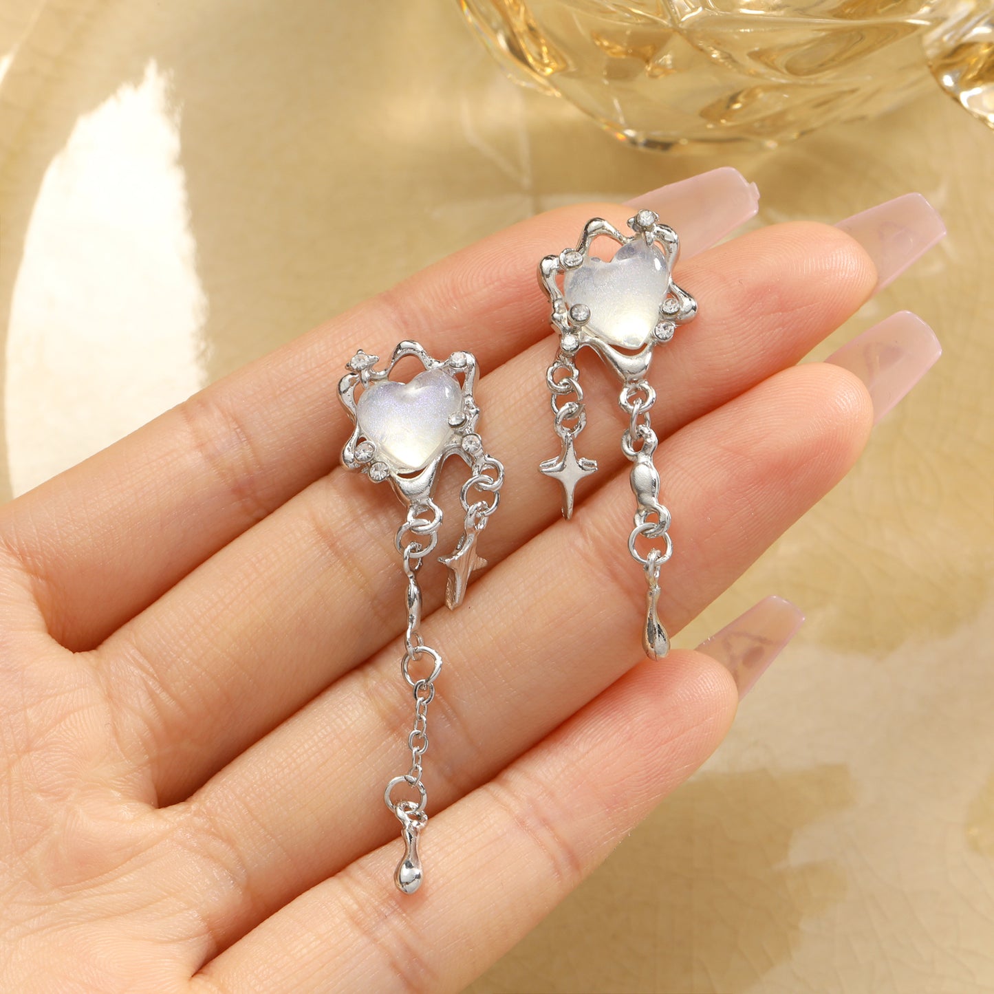 1 Pair Simple Style Classic Style Heart Shape Inlay Alloy Zircon Drop Earrings