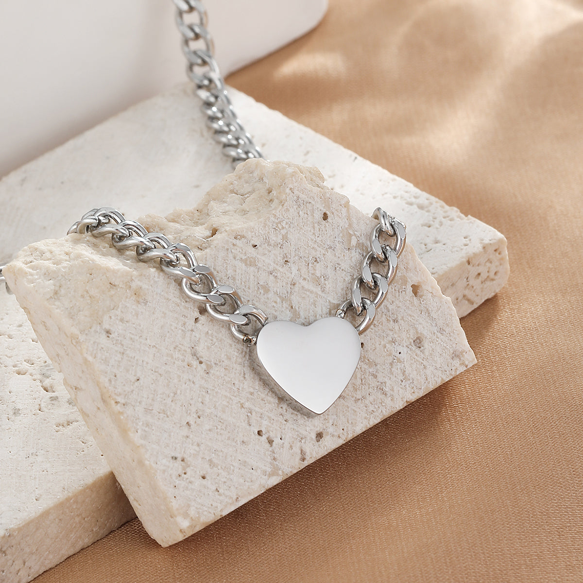 Ig Style Heart Shape Stainless Steel Pendant Necklace