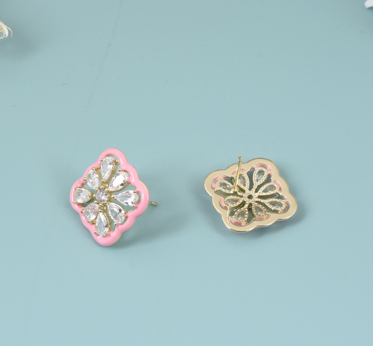 1 Pair Sweet Geometric Enamel Copper Zircon Ear Studs