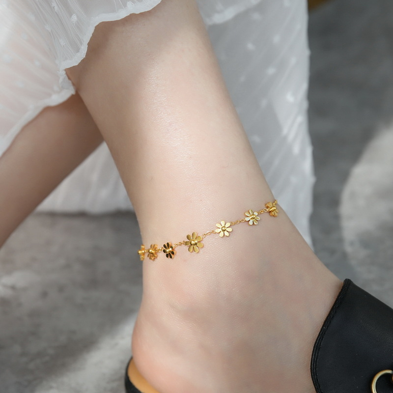 Sweet Simple Style Daisy Titanium Steel Bracelets Earrings Necklace