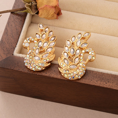 1 Pair Elegant Shiny Swan Inlay Copper Rhinestones Glass 18k Gold Plated Ear Studs