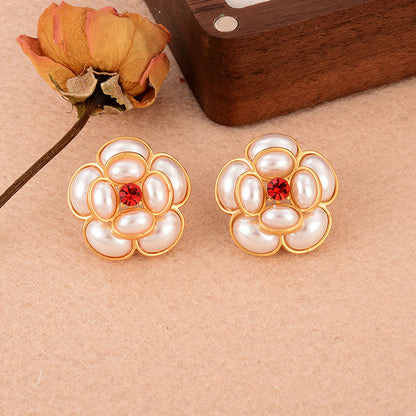 1 Pair Vintage Style French Style Flower Inlay Copper Rhinestones Pearl 18k Gold Plated Rose Gold Plated Ear Studs