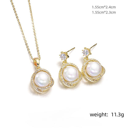 Luxurious Simple Style Round Brass Plating Inlay Pearl Zircon 18k Gold Plated Earrings Necklace