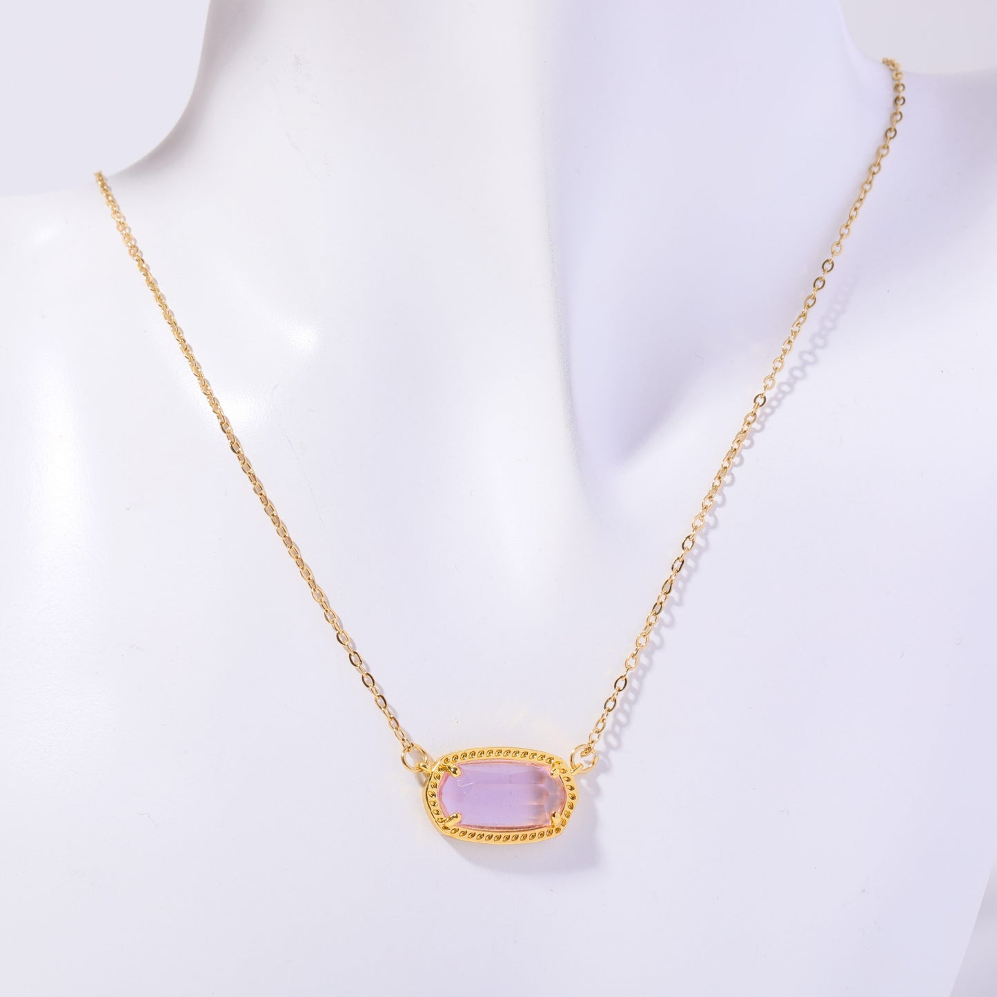 Casual Simple Style Oval Copper Plating Inlay Shell Zircon 18k Gold Plated Pendant Necklace