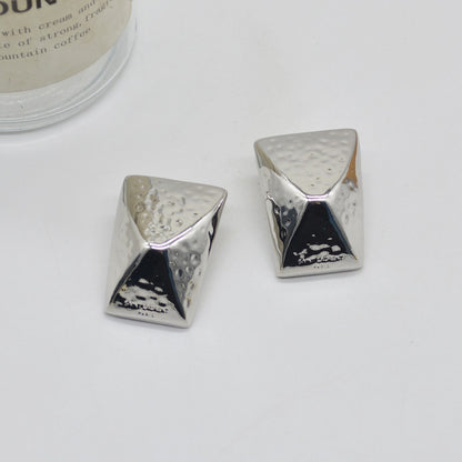 1 Pair Retro Quadrilateral Plating Alloy 14k Gold Plated Ear Studs