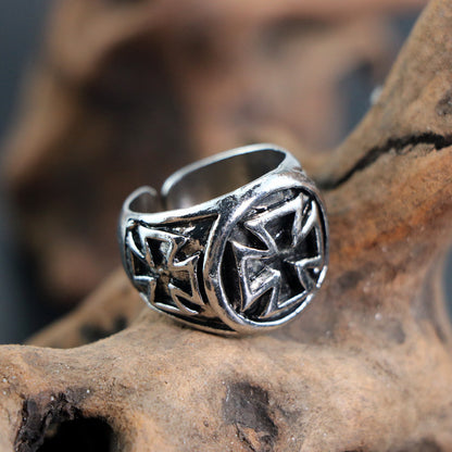 Hip-Hop Cool Style Animal Eye Rhombus Alloy Plating Unisex Rings