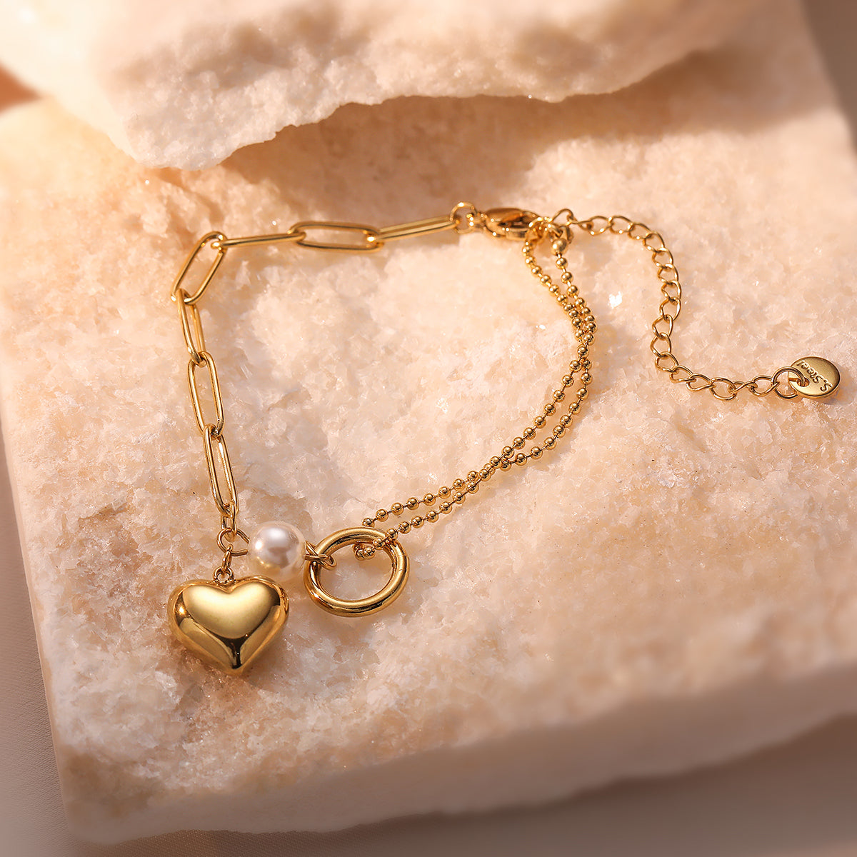 Simple Style Heart Shape Titanium Steel Plating 18k Gold Plated Bracelets