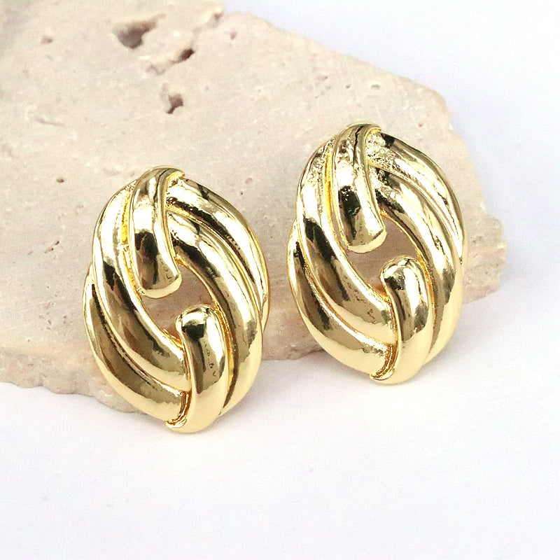 1 Pair Casual Simple Style Oval Hollow Out Copper 18K Gold Plated Ear Studs