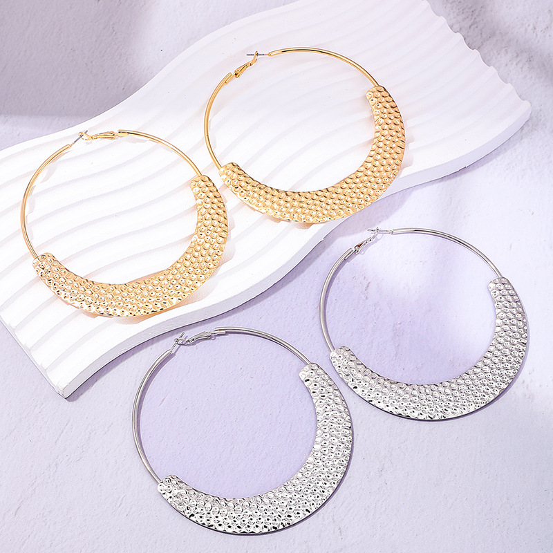 1 Piece Exaggerated French Style Modern Style Solid Color Plating Metal Alloy Hoop Earrings