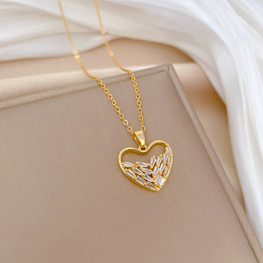 Ig Style Sweet Simple Style Heart Shape Titanium Steel Copper Inlay Artificial Gemstones Pendant Necklace