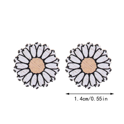 1 Pair Simple Style Sunflower Wood Ear Studs