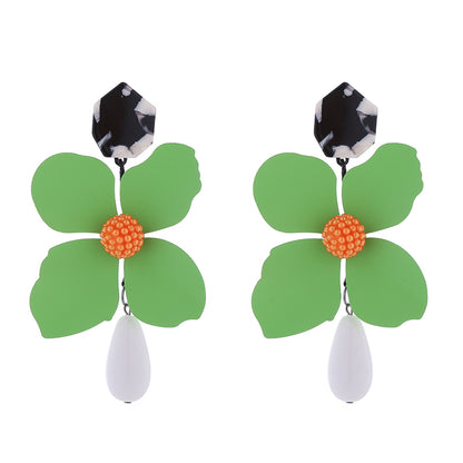 1 Pair Elegant Sweet Water Droplets Flower Stoving Varnish Inlay Alloy Artificial Pearls Shell Gold Plated Drop Earrings