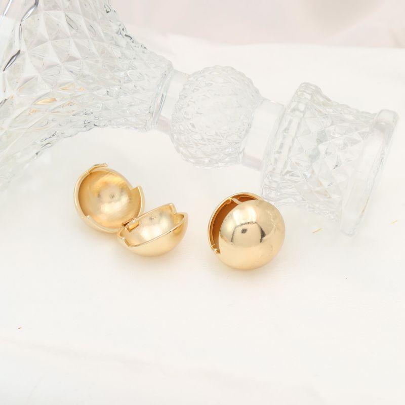 1 Pair Simple Style Round Plating Copper 18k Gold Plated White Gold Plated Huggie Earrings