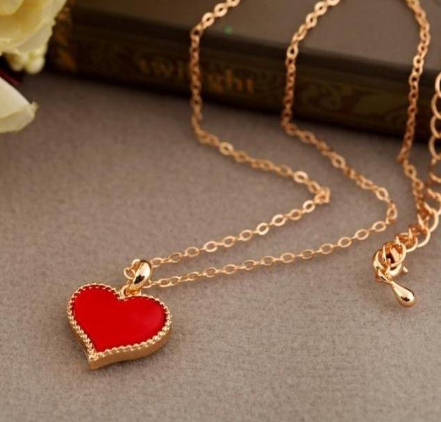 Fashion Heart Shape Alloy Enamel Women's Pendant Necklace 1 Piece