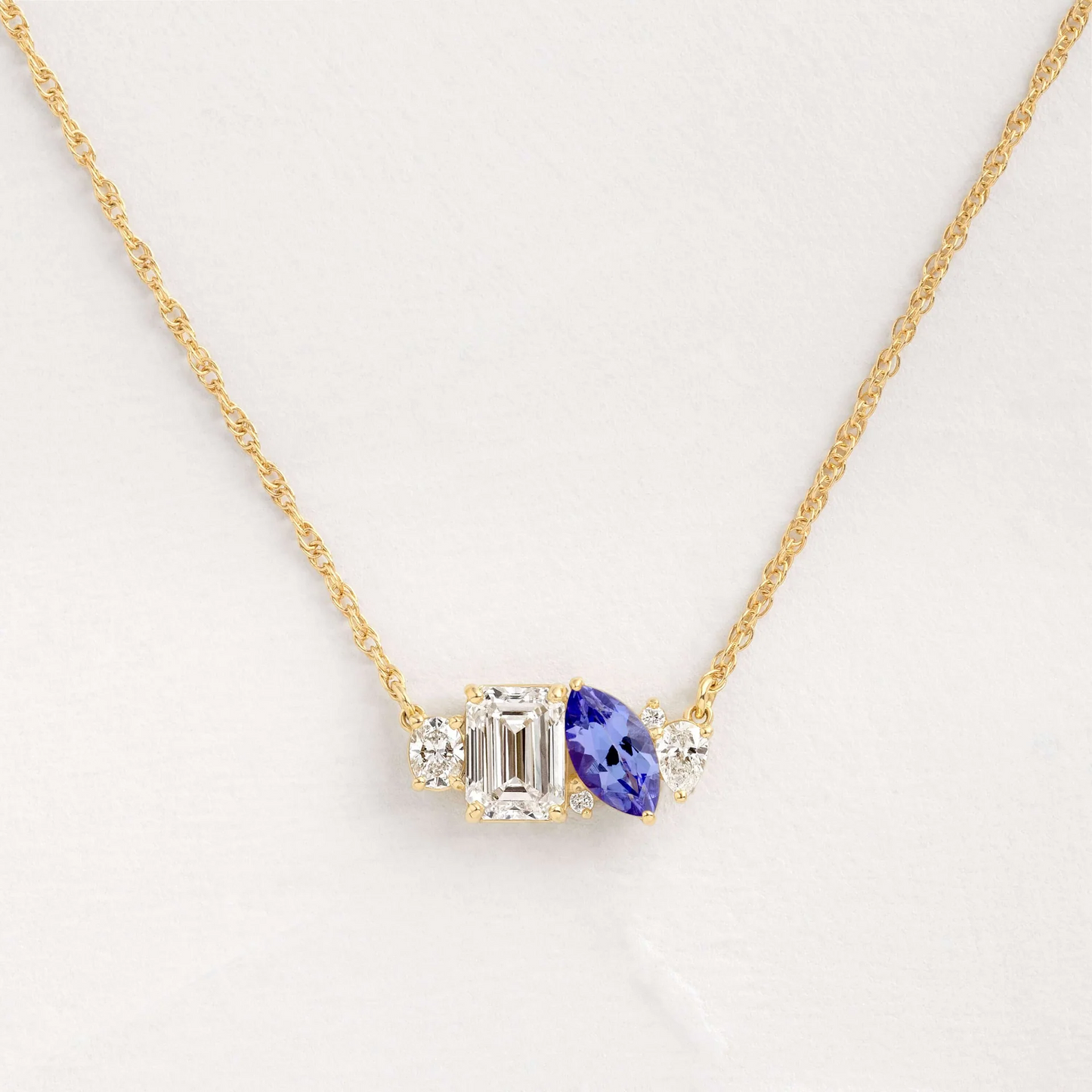 Shiny Solid Color Brass Plating Inlay Zircon Gold Plated Women's Necklace