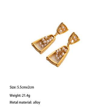 1 Pair Retro Simple Style Geometric Plating Inlay Alloy Artificial Pearls 18k Gold Plated Drop Earrings