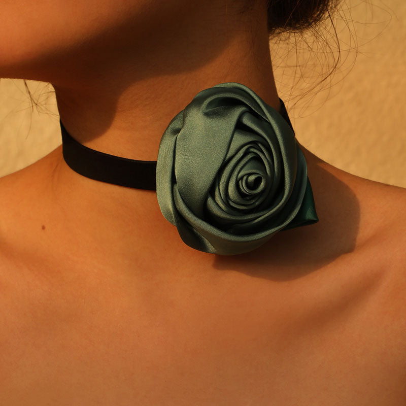 Romantic Sweet Commute Rose Stainless Steel Cloth Velvet Handmade Women's Choker