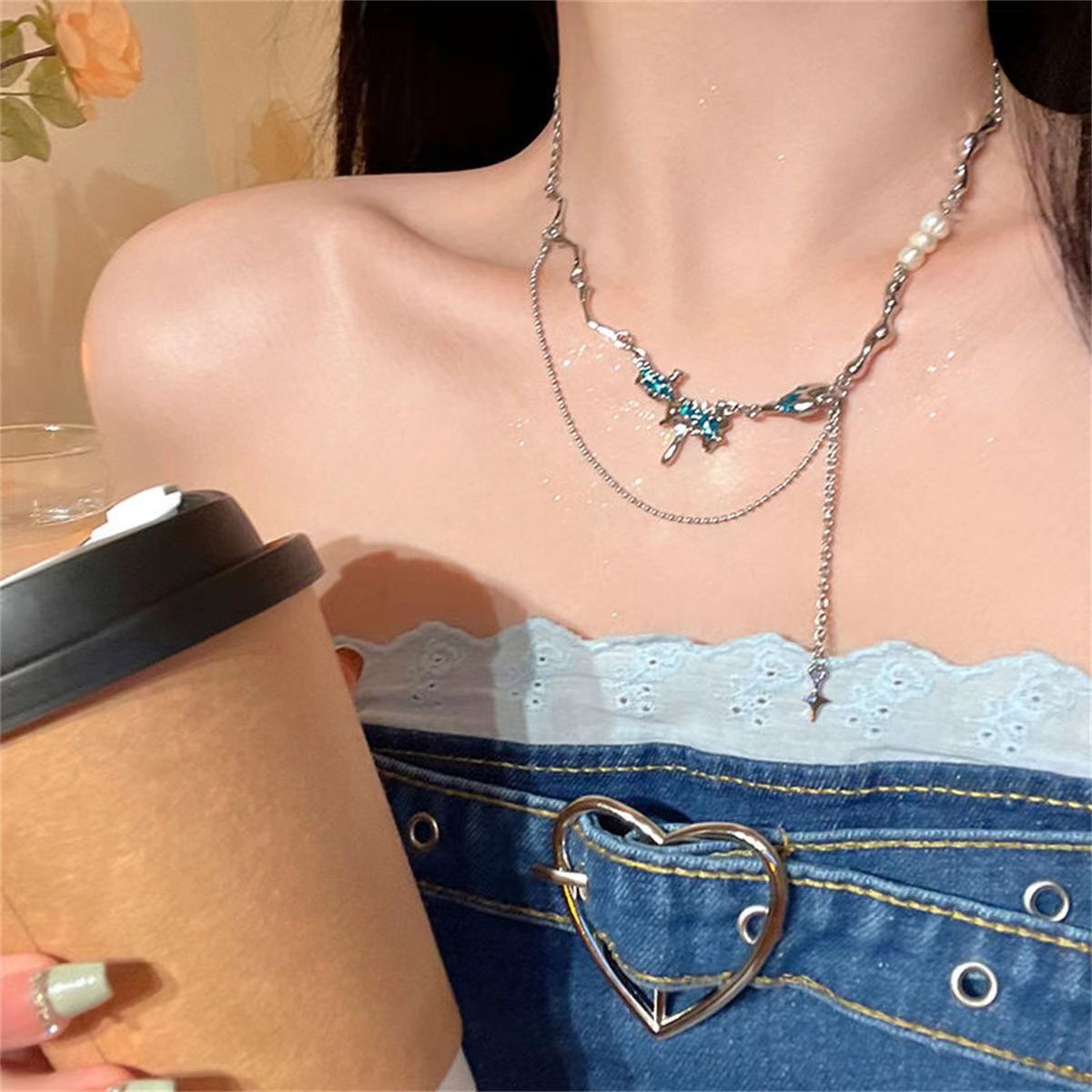 Fashion Heart Shape Butterfly Alloy Pearl Plating Women's Layered Necklaces Pendant Necklace 1 Piece