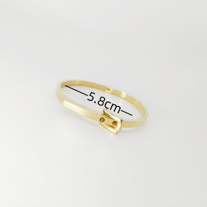 Elegant Circle Titanium Steel Plating 18k Gold Plated Bangle