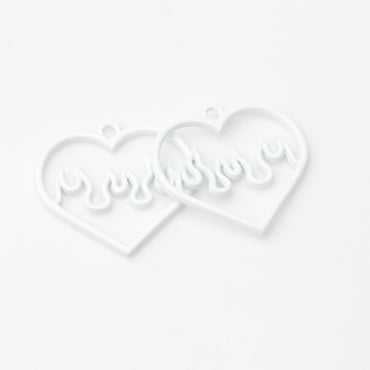 10 Pcs/Package Sweet Simple Style Flame Heart Shape Alloy Spray Paint Plating Beads Jewelry Accessories