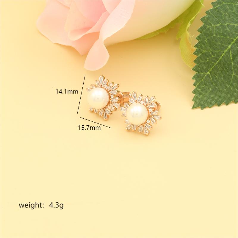 1 Pair Elegant Sweet Snowflake Plating Inlay Copper Artificial Pearls Zircon Rose Gold Plated Ear Studs