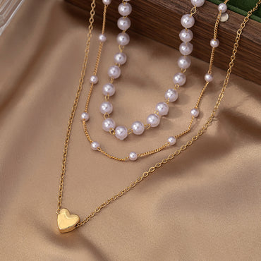 Elegant Simple Style Heart Shape Plastic Zinc Alloy Women's Three Layer Necklace