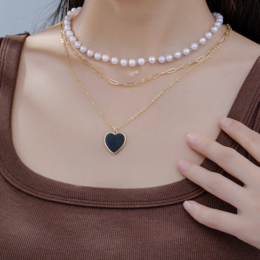 Simple Style Heart Shape Plastic Zinc Alloy Women's Three Layer Necklace